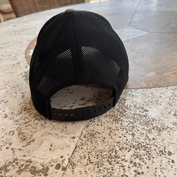 SnapBack adjustable hat - Picture 2 of 3